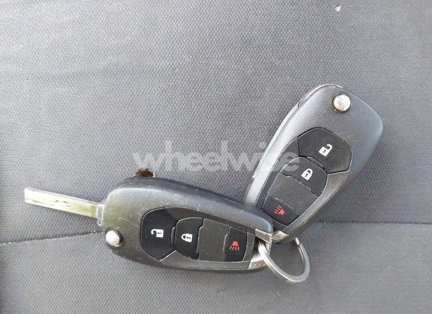 Photo 11 of 2019 Chevrolet Trax LS (VIN 3GNCJKSB4KL398122)