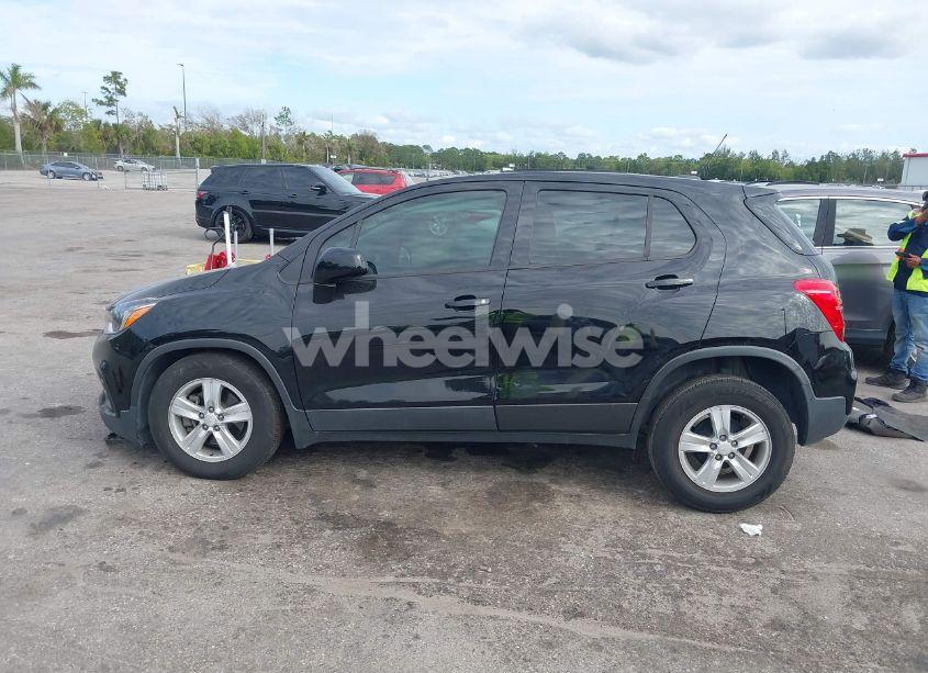 Photo 14 of 2020 Chevrolet Trax FWD LS (VIN 3GNCJKSB4LL132925)