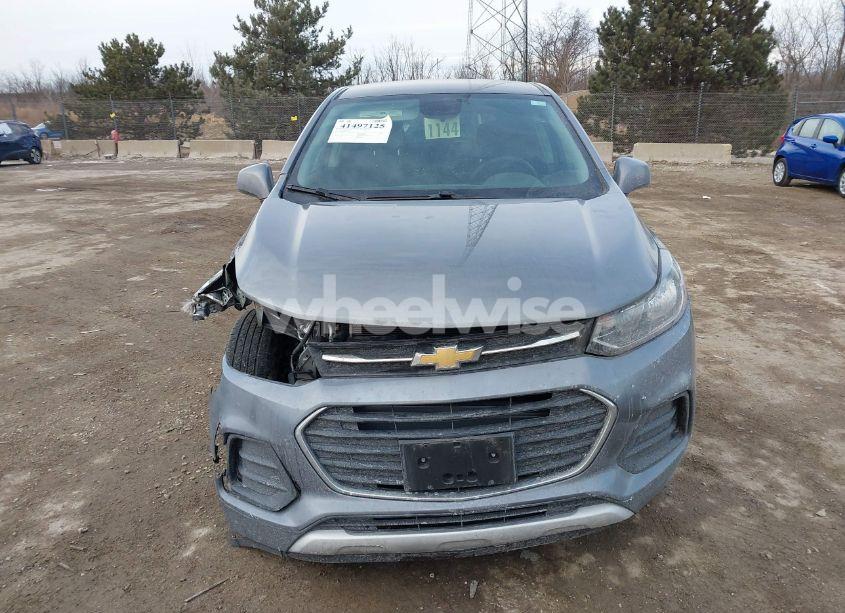 Photo 12 of 2020 Chevrolet Trax FWD LS (VIN 3GNCJKSB4LL156321)