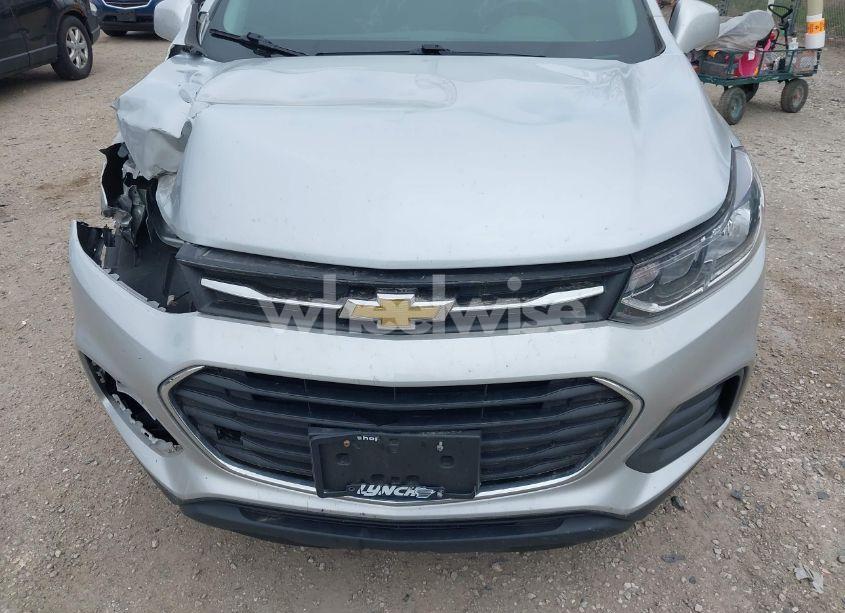 Photo 12 of 2020 Chevrolet Trax FWD LS (VIN 3GNCJKSB4LL305522)