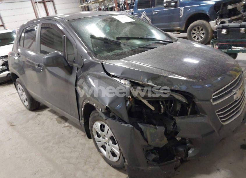 2016 Chevrolet Trax 1LS (VIN 3GNCJKSB5GL271368) main photo
