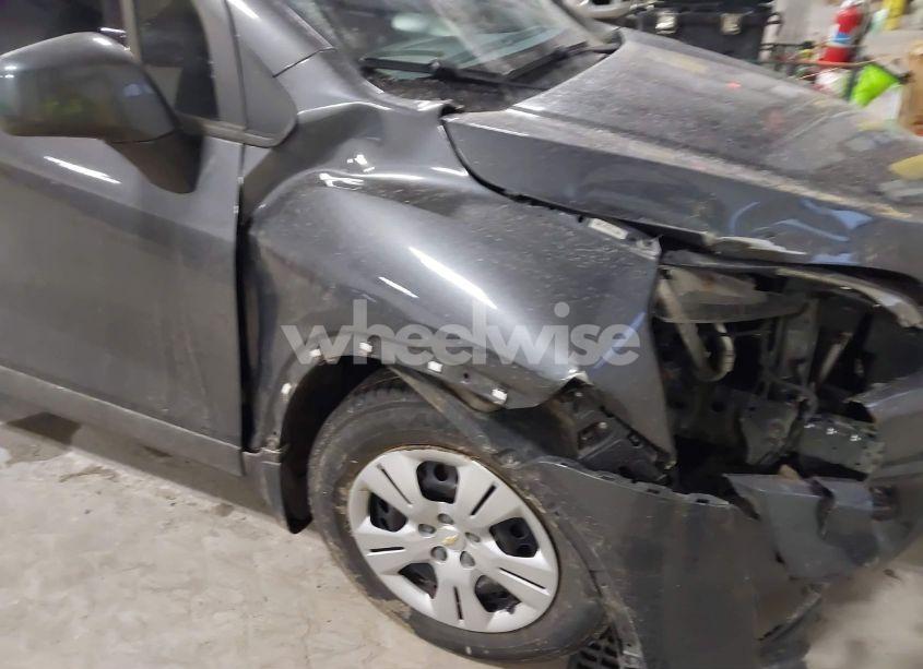 Photo 6 of 2016 Chevrolet Trax 1LS (VIN 3GNCJKSB5GL271368)