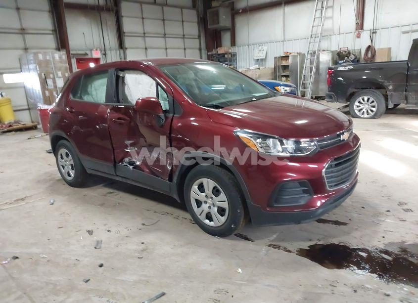2017 Chevrolet Trax LS (VIN 3GNCJKSB5HL273073) main photo