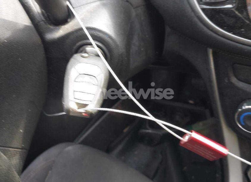 Photo 11 of 2019 Chevrolet Trax LS (VIN 3GNCJKSB5KL156584)