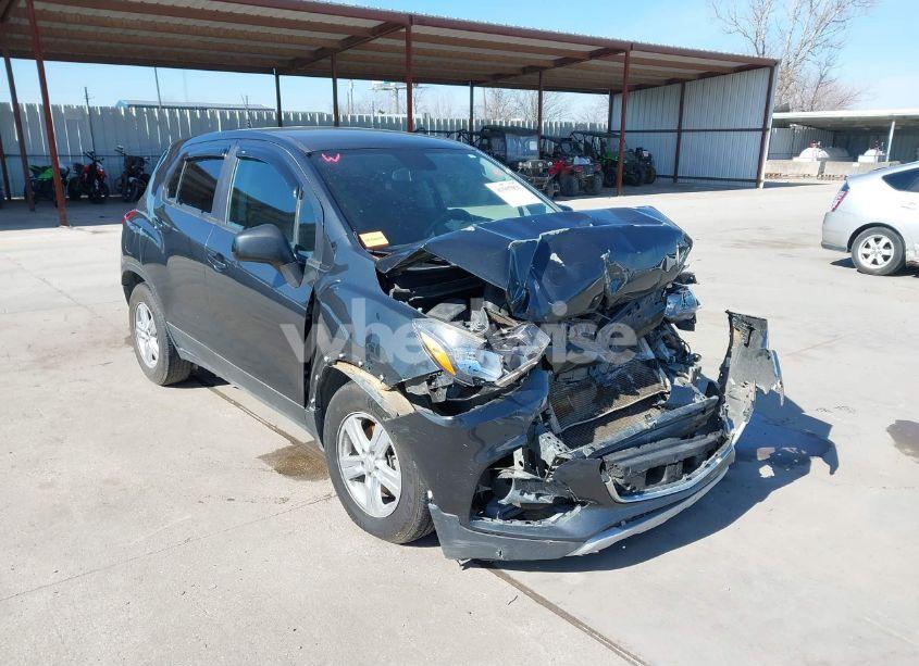 2019 Chevrolet Trax LS (VIN 3GNCJKSB5KL259875) main photo