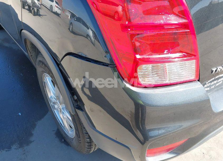 Photo 17 of 2019 Chevrolet Trax LS (VIN 3GNCJKSB5KL259875)