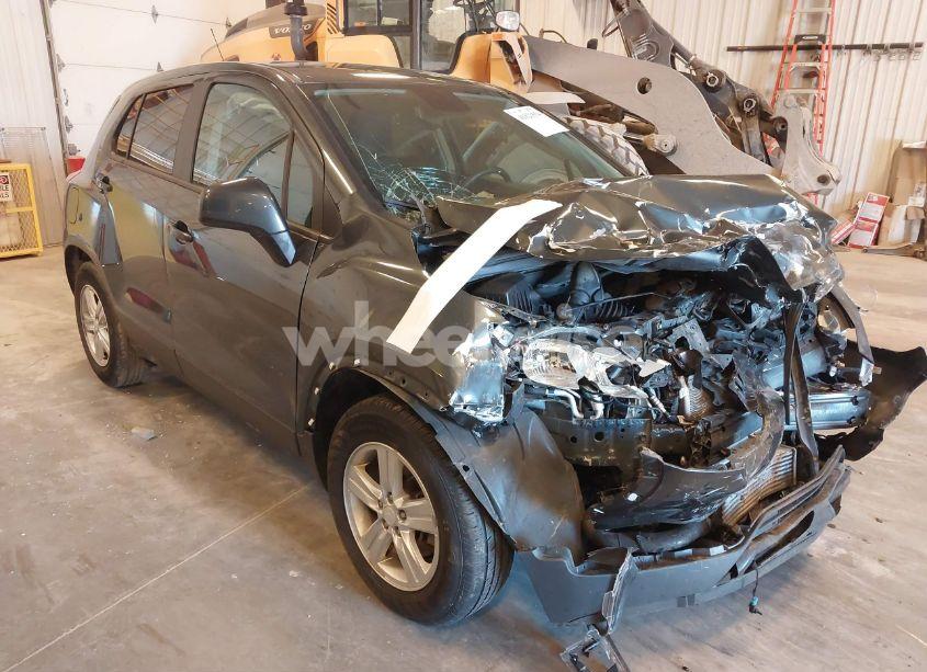 2020 Chevrolet Trax FWD LS (VIN 3GNCJKSB5LL197234) main photo
