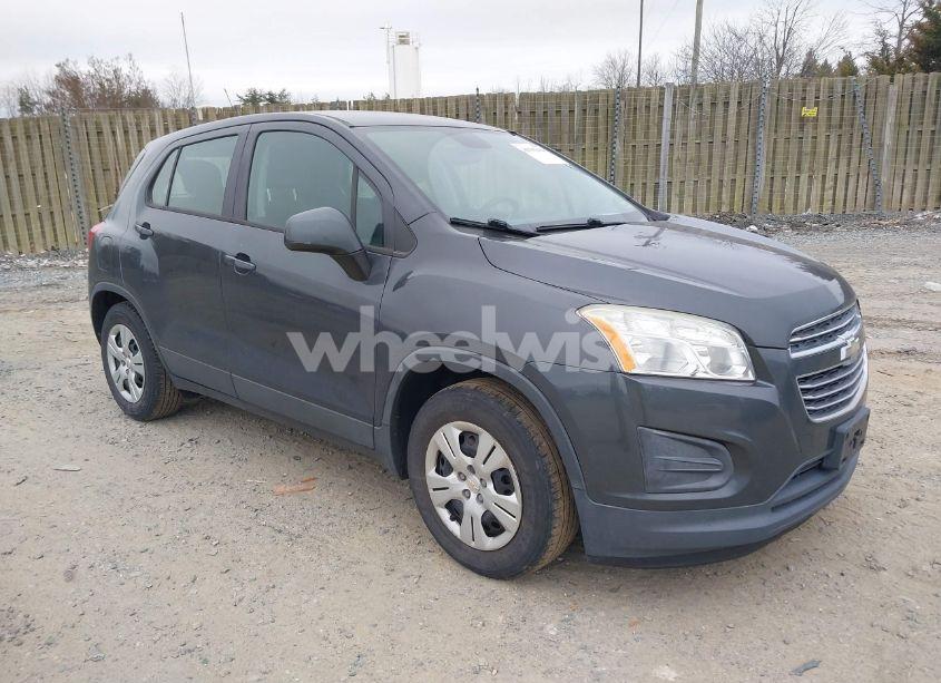 2016 Chevrolet Trax 1LS (VIN 3GNCJKSB6GL155712) main photo