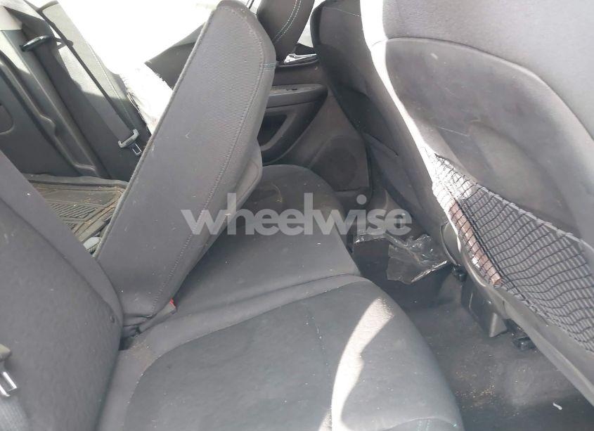 Photo 8 of 2016 Chevrolet Trax 1LS (VIN 3GNCJKSB6GL260251)