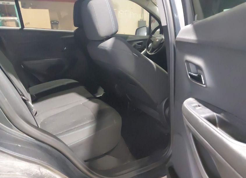 Photo 8 of 2016 Chevrolet Trax 1LS (VIN 3GNCJKSB6GL264784)