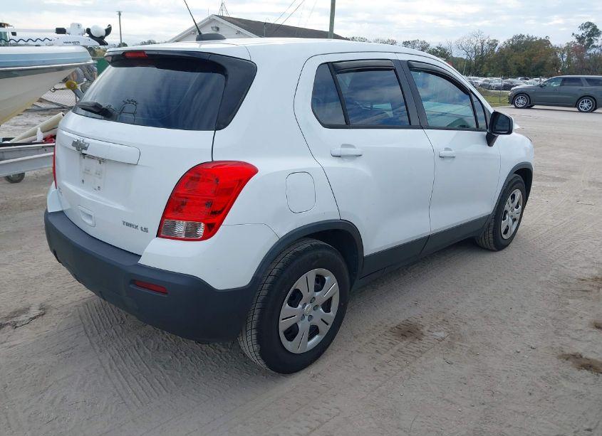 Photo 4 of 2016 Chevrolet Trax 1LS (VIN 3GNCJKSB6GL269712)