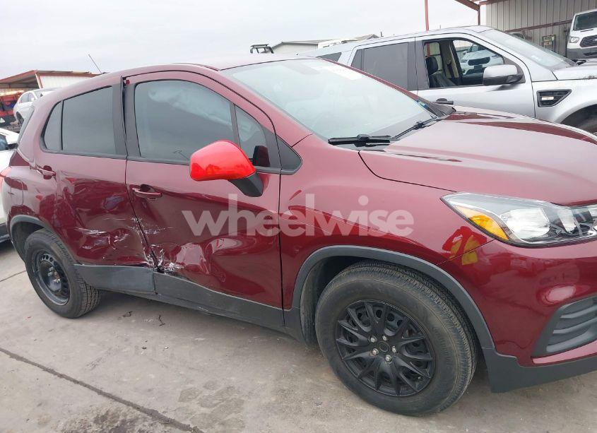 Photo 13 of 2017 Chevrolet Trax LS (VIN 3GNCJKSB6HL185309)