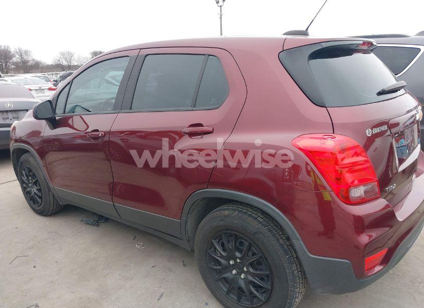 Photo 14 of 2017 Chevrolet Trax LS (VIN 3GNCJKSB6HL185309)