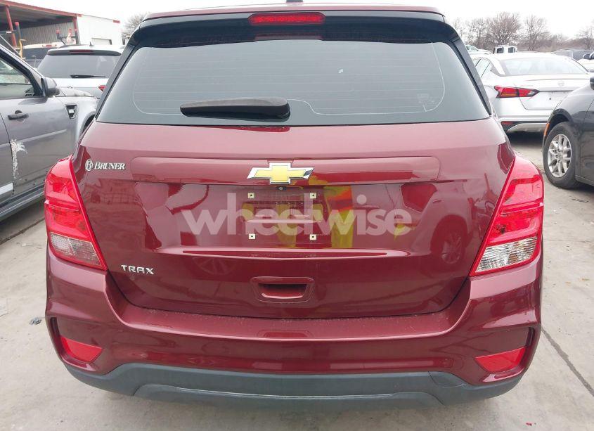 Photo 16 of 2017 Chevrolet Trax LS (VIN 3GNCJKSB6HL185309)