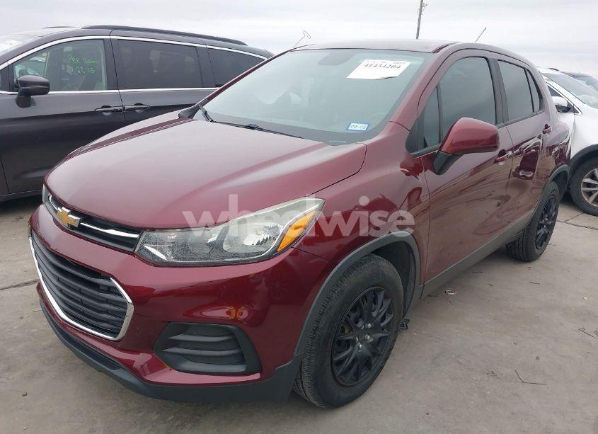 Photo 2 of 2017 Chevrolet Trax LS (VIN 3GNCJKSB6HL185309)