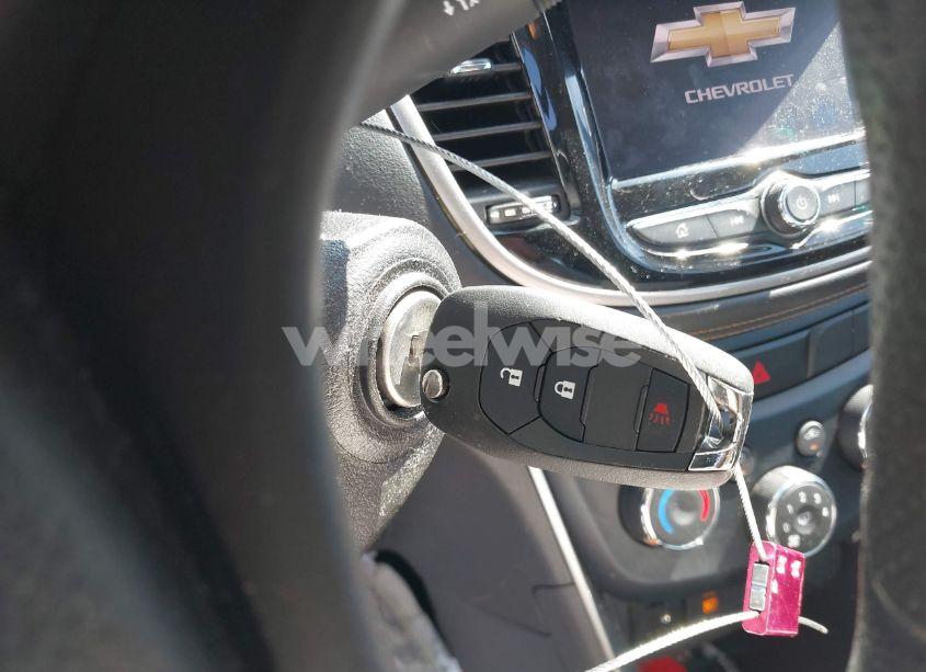 Photo 11 of 2020 Chevrolet Trax FWD LS (VIN 3GNCJKSB6LL188249)