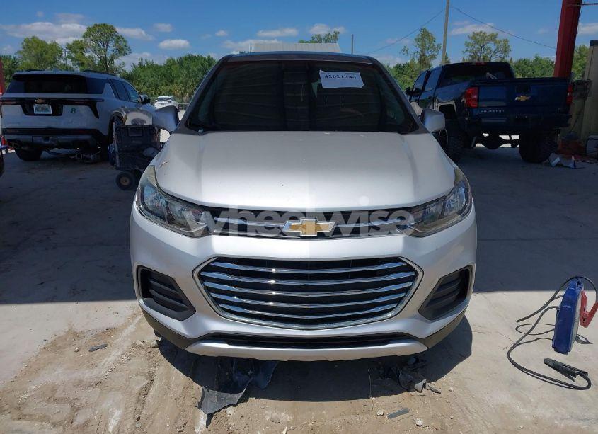 Photo 12 of 2020 Chevrolet Trax FWD LS (VIN 3GNCJKSB6LL213456)