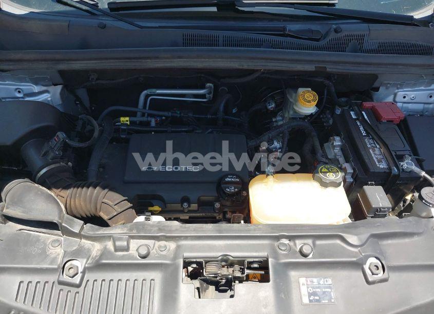 Photo 10 of 2018 Chevrolet Trax LS (VIN 3GNCJKSB7JL222499)