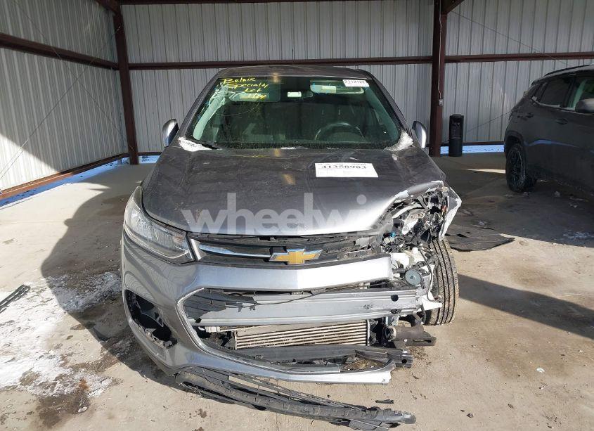 Photo 12 of 2020 Chevrolet Trax FWD LS (VIN 3GNCJKSB7LL286075)