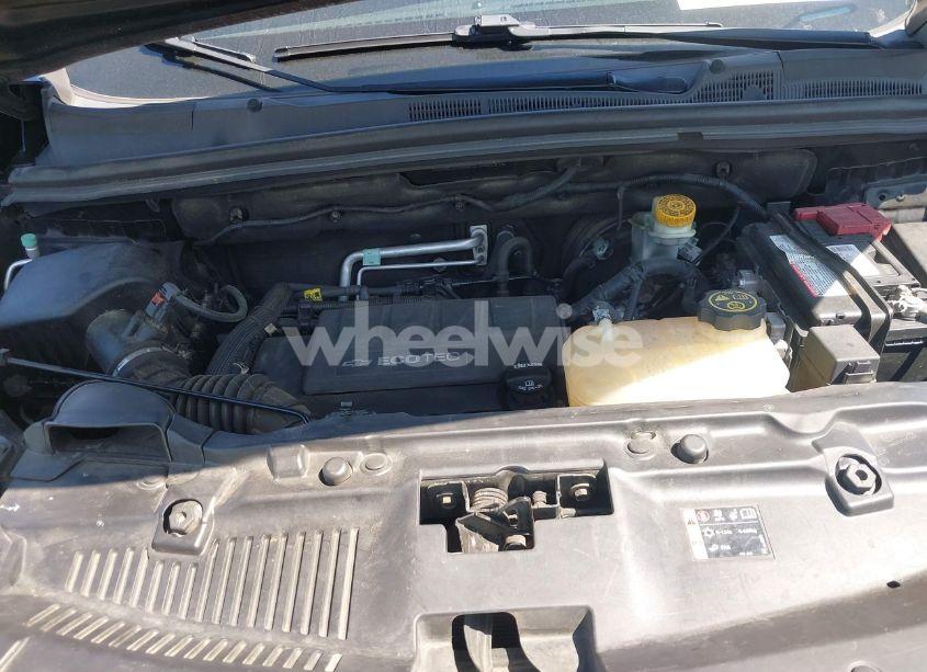 Photo 10 of 2017 Chevrolet Trax LS (VIN 3GNCJKSB8HL148181)