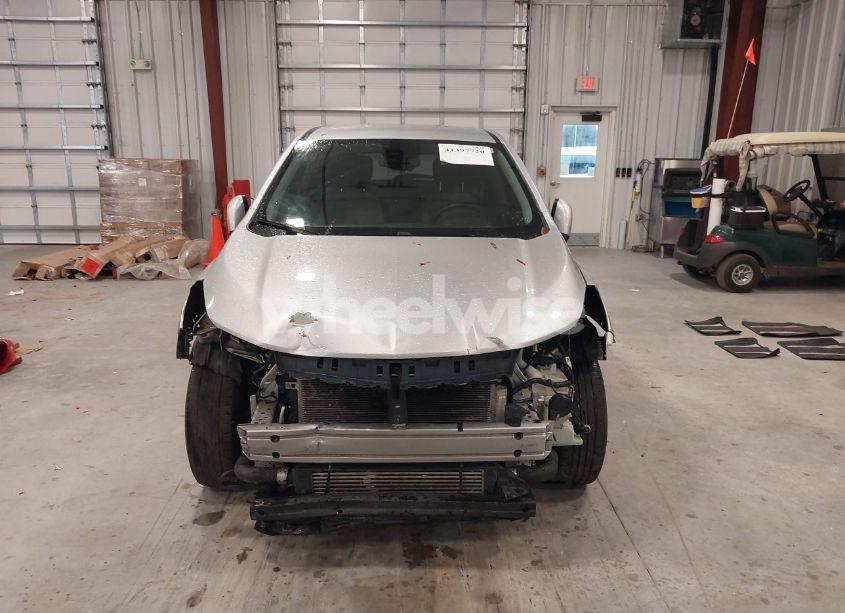 Photo 12 of 2018 Chevrolet Trax (VIN 3GNCJKSB8JL196429)