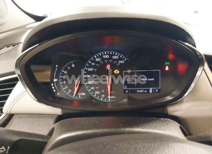 Photo 7 of 2018 Chevrolet Trax (VIN 3GNCJKSB8JL196429)