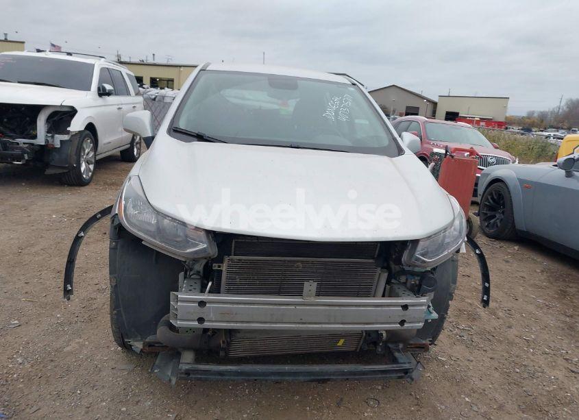 Photo 13 of 2018 Chevrolet Trax LS (VIN 3GNCJKSB8JL363579)