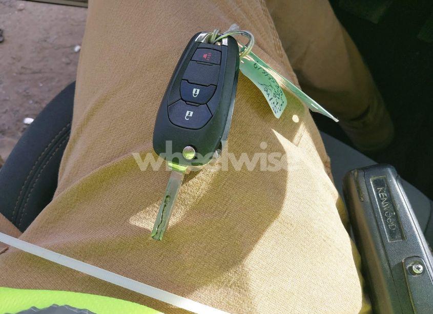 Photo 11 of 2019 Chevrolet Trax LS (VIN 3GNCJKSB8KL356021)