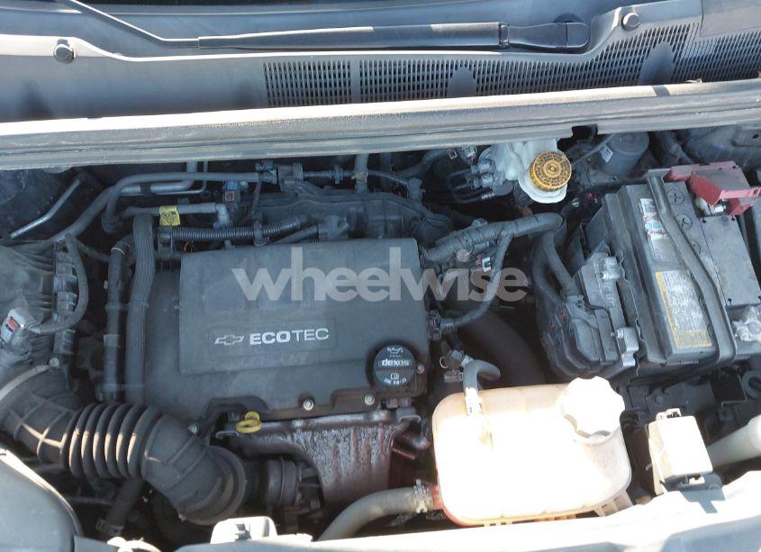Photo 10 of 2020 Chevrolet Trax FWD LS (VIN 3GNCJKSB8LL134449)