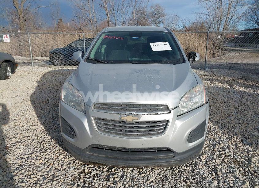 Photo 12 of 2016 Chevrolet Trax 1LS (VIN 3GNCJKSB9GL235151)