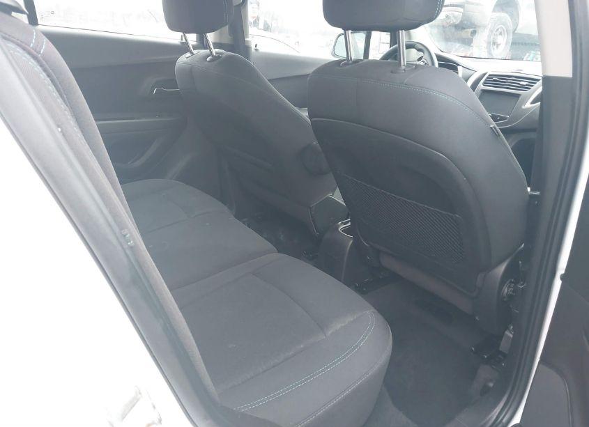 Photo 8 of 2016 Chevrolet Trax 1LS (VIN 3GNCJKSB9GL274760)