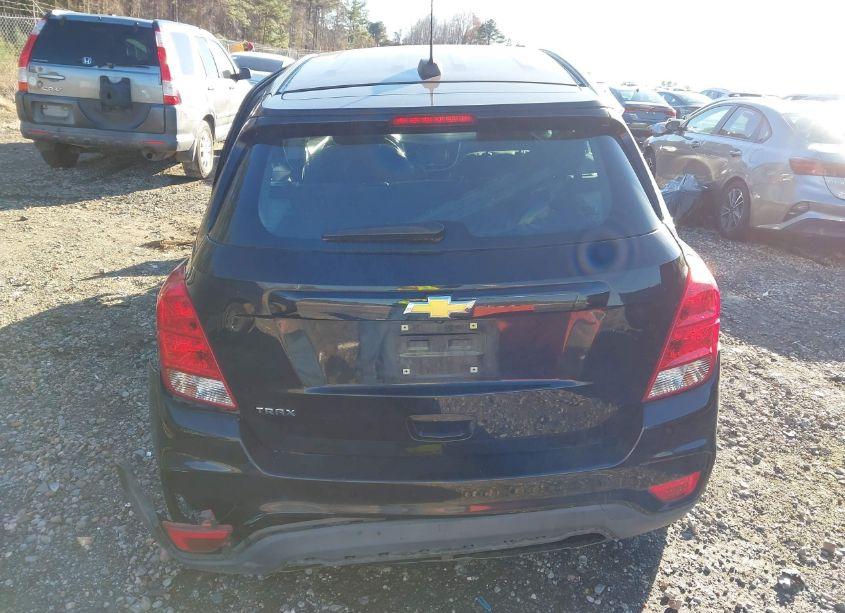 Photo 16 of 2017 Chevrolet Trax LS (VIN 3GNCJKSB9HL219601)