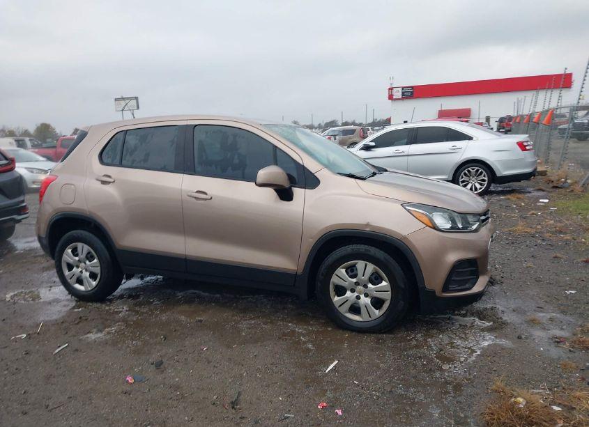 Photo 13 of 2018 Chevrolet Trax LS (VIN 3GNCJKSB9JL259666)