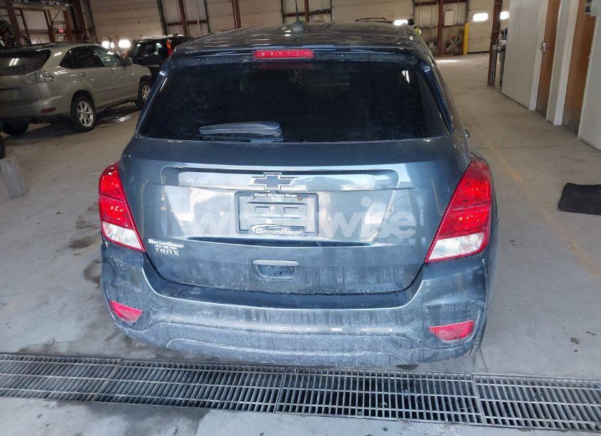 Photo 16 of 2019 Chevrolet Trax LS (VIN 3GNCJKSB9KL318944)