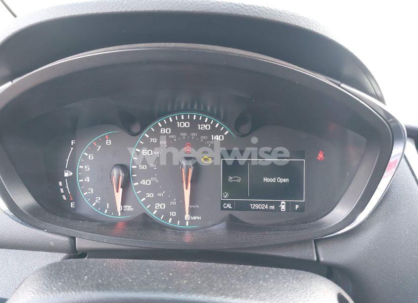 Photo 7 of 2019 Chevrolet Trax LS (VIN 3GNCJKSB9KL321312)