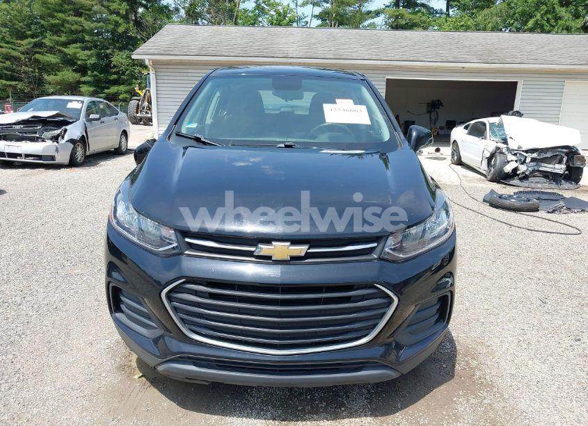 Photo 12 of 2019 Chevrolet Trax LS (VIN 3GNCJKSB9KL378769)