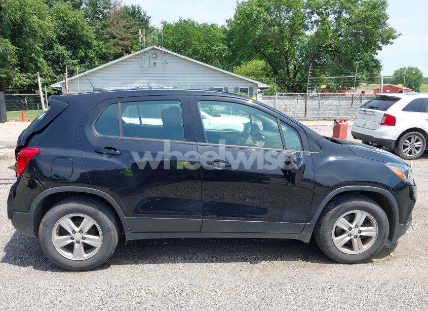 Photo 13 of 2019 Chevrolet Trax LS (VIN 3GNCJKSB9KL378769)