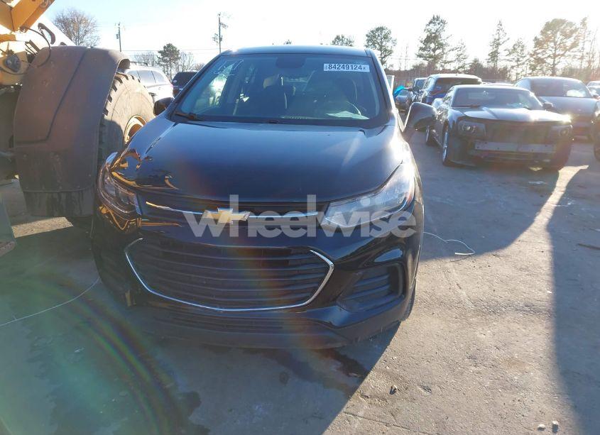 Photo 12 of 2019 Chevrolet Trax LS (VIN 3GNCJKSB9KL390212)