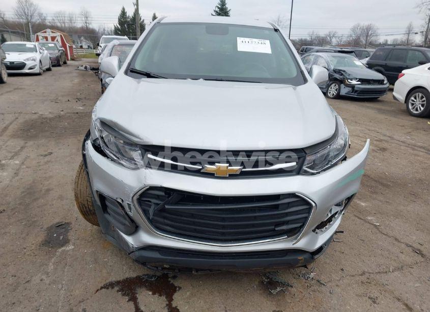 Photo 12 of 2020 Chevrolet Trax FWD LS (VIN 3GNCJKSB9LL133942)