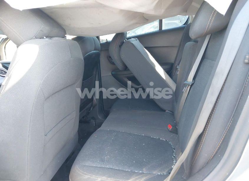 Photo 8 of 2020 Chevrolet Trax FWD LS (VIN 3GNCJKSB9LL146139)