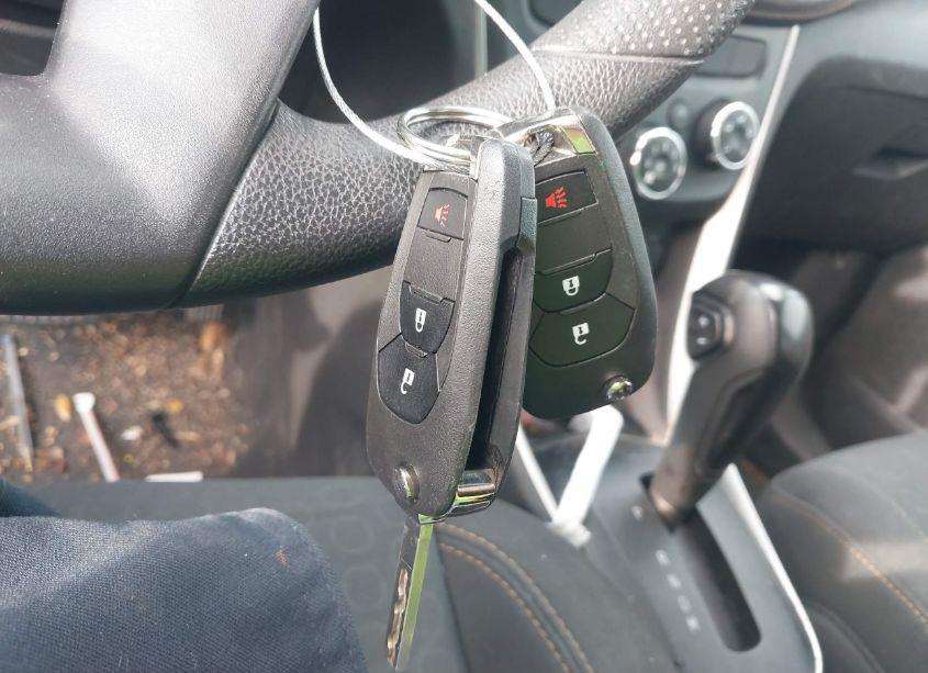 Photo 11 of 2020 Chevrolet Trax FWD LS (VIN 3GNCJKSB9LL153978)