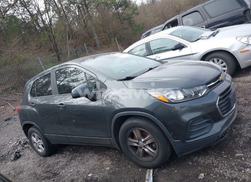 Photo 13 of 2020 Chevrolet Trax FWD LS (VIN 3GNCJKSB9LL193574)