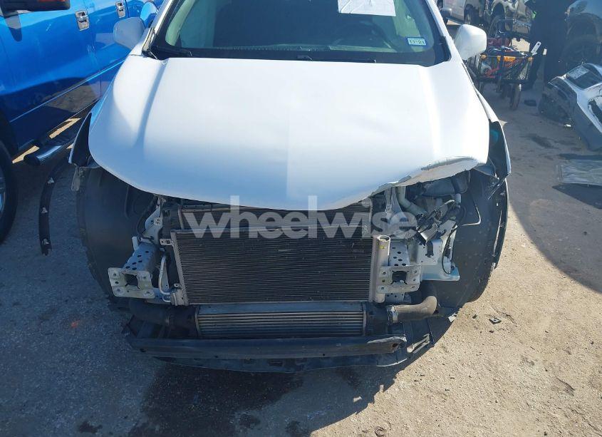 Photo 6 of 2020 Chevrolet Trax FWD LS (VIN 3GNCJKSB9LL311493)