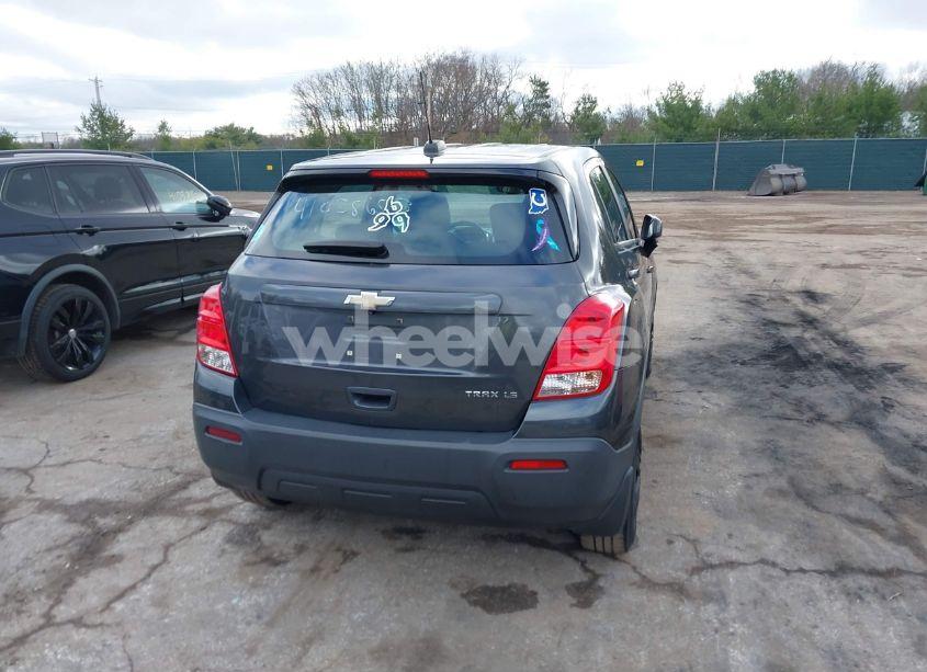 Photo 16 of 2016 Chevrolet Trax 1LS (VIN 3GNCJKSBXGL245137)