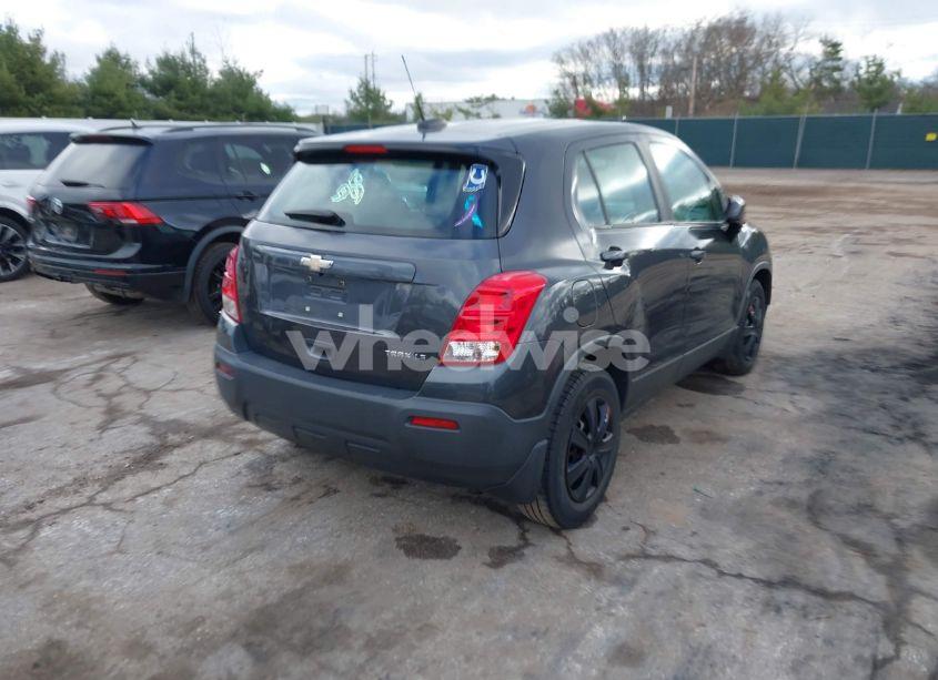 Photo 4 of 2016 Chevrolet Trax 1LS (VIN 3GNCJKSBXGL245137)