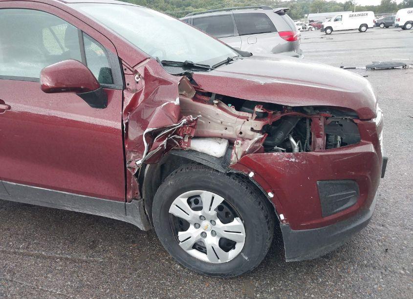 Photo 6 of 2016 Chevrolet Trax 1LS (VIN 3GNCJKSBXGL270491)
