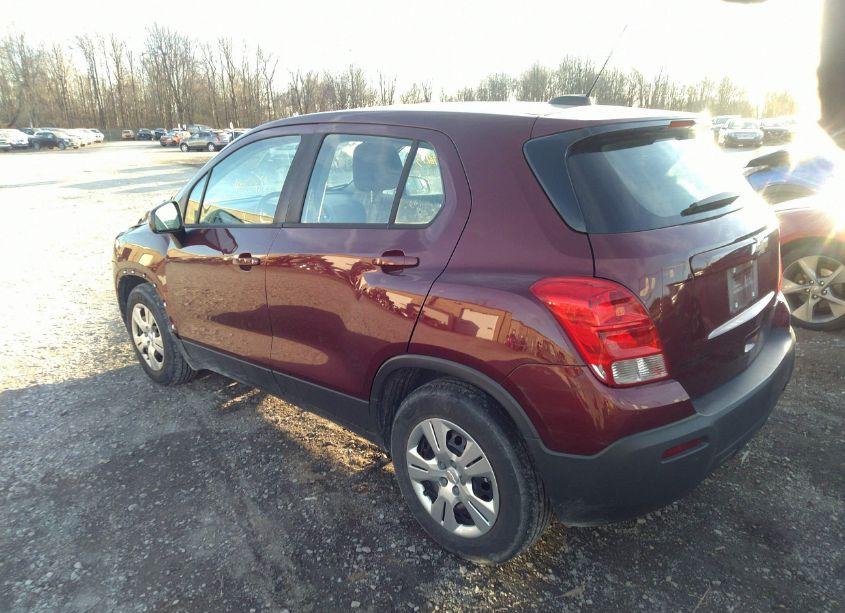 Photo 3 of 2016 Chevrolet Trax 1LS (VIN 3GNCJKSBXGL279417)
