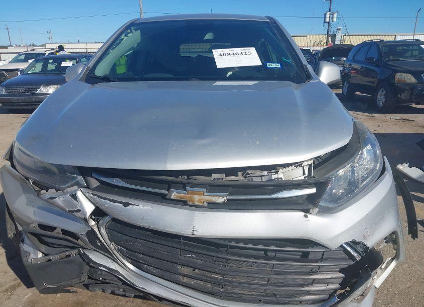 Photo 11 of 2019 Chevrolet Trax LS (VIN 3GNCJKSBXKL236317)