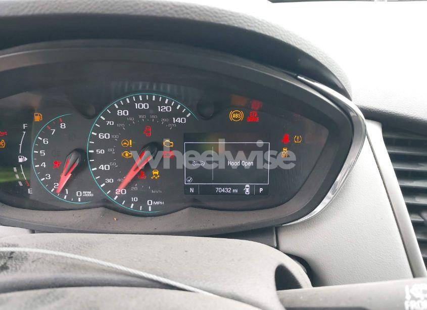 Photo 7 of 2019 Chevrolet Trax LS (VIN 3GNCJKSBXKL380580)