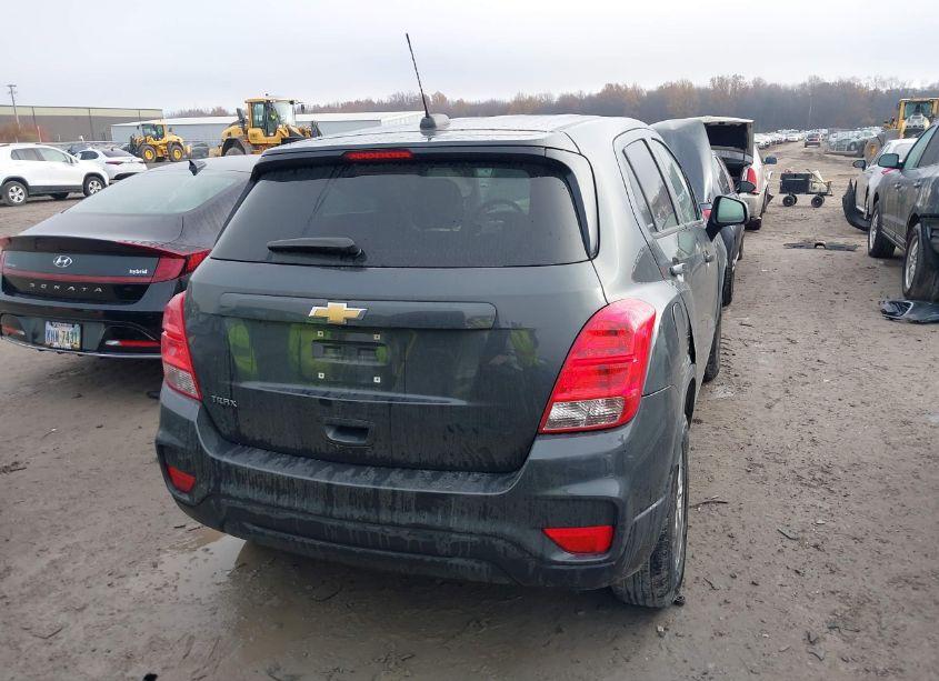 Photo 16 of 2020 Chevrolet Trax FWD LS (VIN 3GNCJKSBXLL123162)